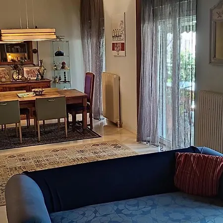& Comfortable Apartment